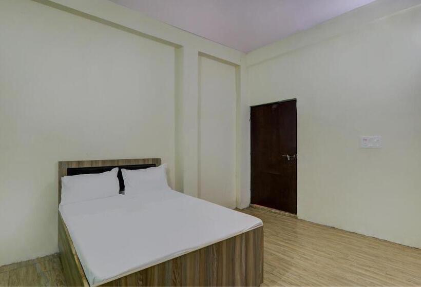 酒店 Oyo Krishna Restaurant And Guest House