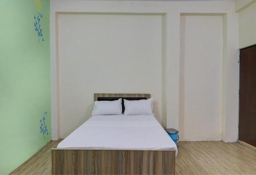 酒店 Oyo Krishna Restaurant And Guest House