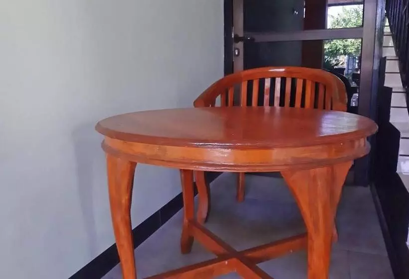 Hotelli Oyo Life 92915 Duta Amnan Syariah