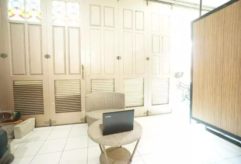 هتل Oyo Life 93038 Kost Putra Malilah