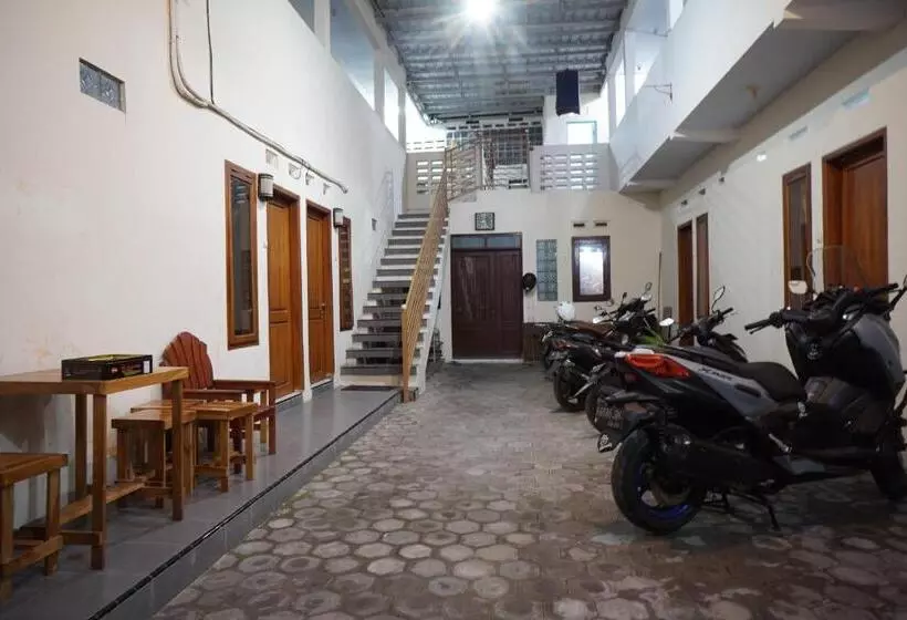 هتل Oyo Life 93038 Kost Putra Malilah