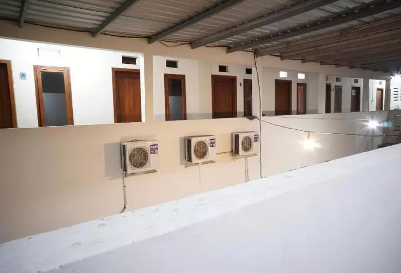 هتل Oyo Life 93038 Kost Putra Malilah