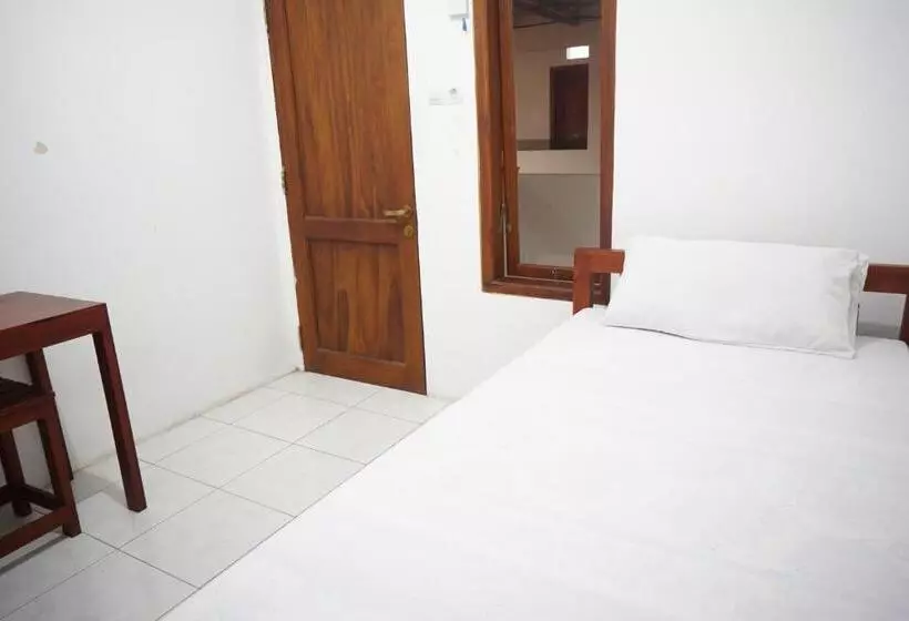 هتل Oyo Life 93038 Kost Putra Malilah