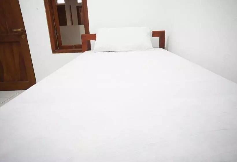 هتل Oyo Life 93038 Kost Putra Malilah