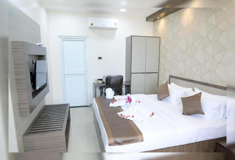 בית מלון כפרי Rsb Plaza