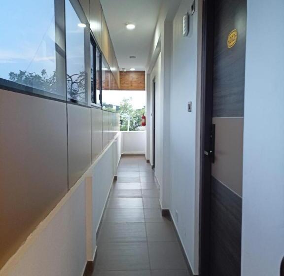 בית מלון כפרי Rsb Plaza