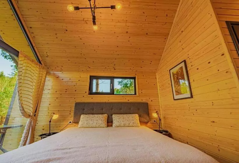 ホテル Saint Constantine Mountain Retreat