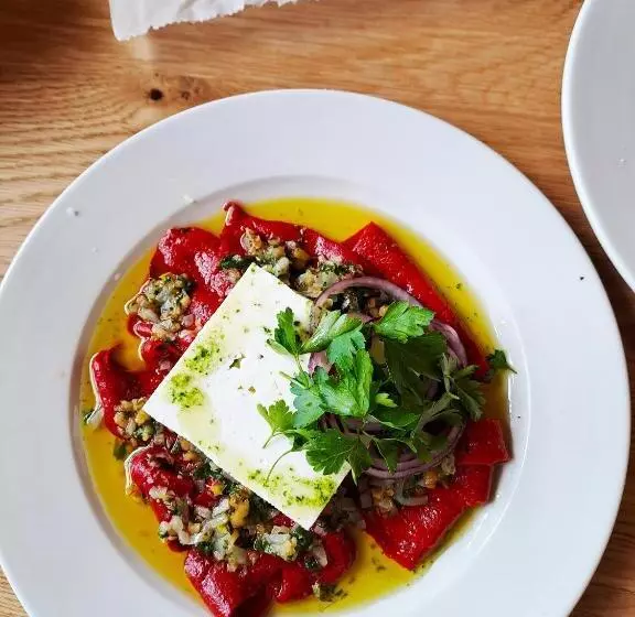 ホテル Saint Constantine Mountain Retreat