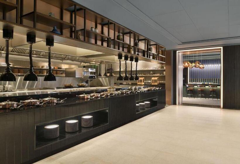 Hotel The Artiste Kochi, A Tribute Portfolio