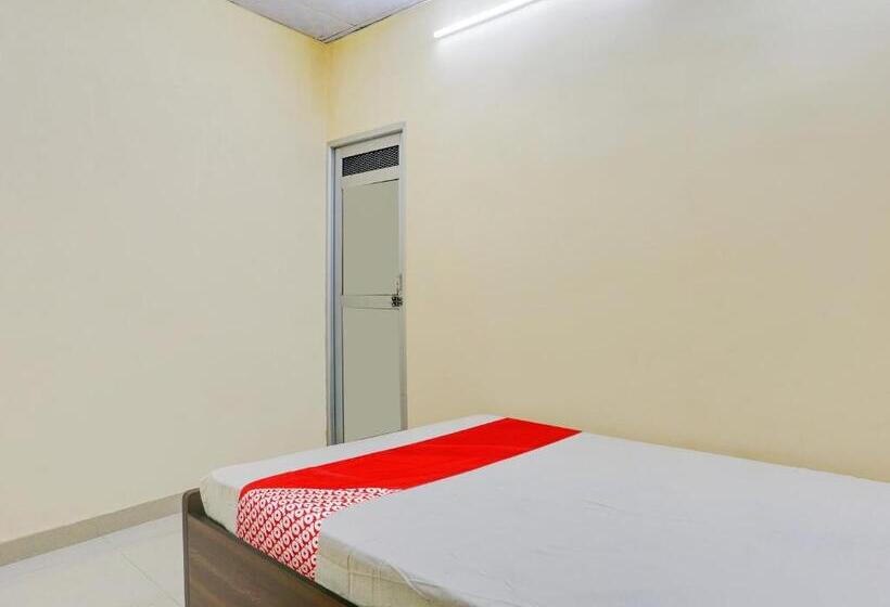 호텔 Aravali Guest House