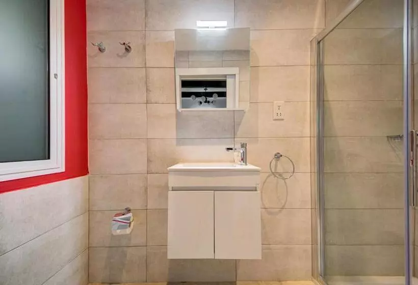 پانسیون Private Rooms With Bathroom In Valletta