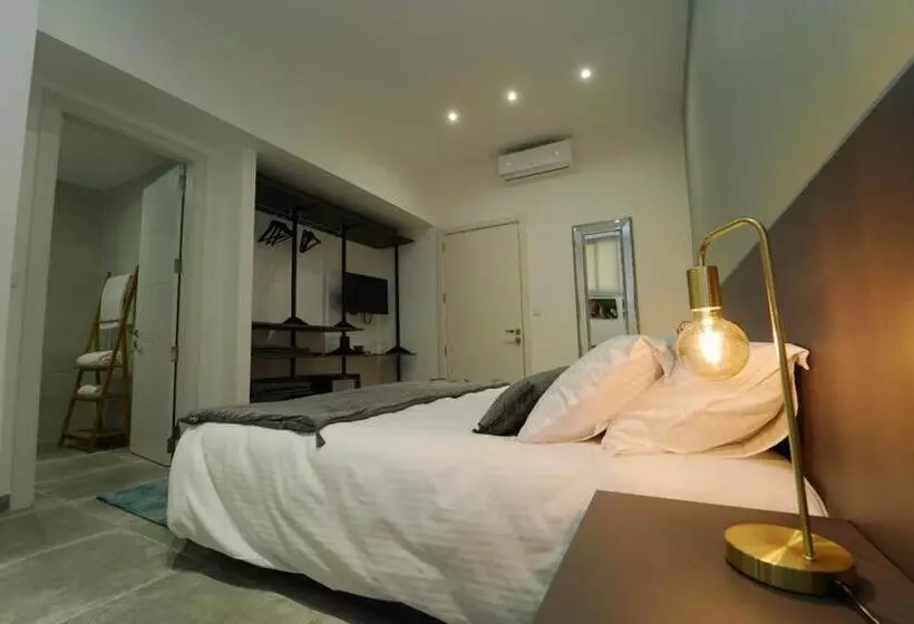 پانسیون Private Rooms With Bathroom In Valletta
