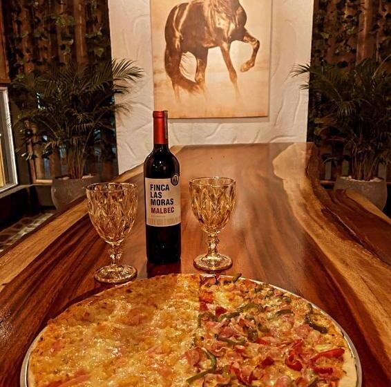 پانسیون Hostel La Castilla