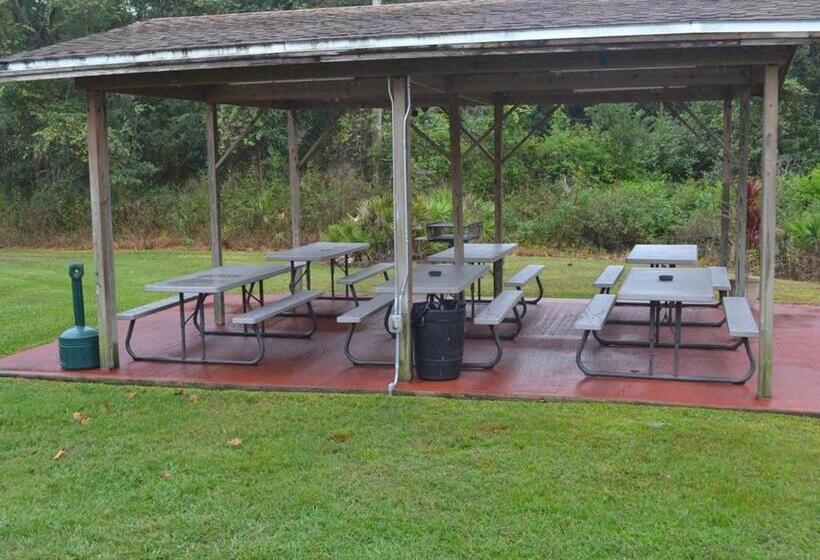 Sweet Retreat Condo Resort