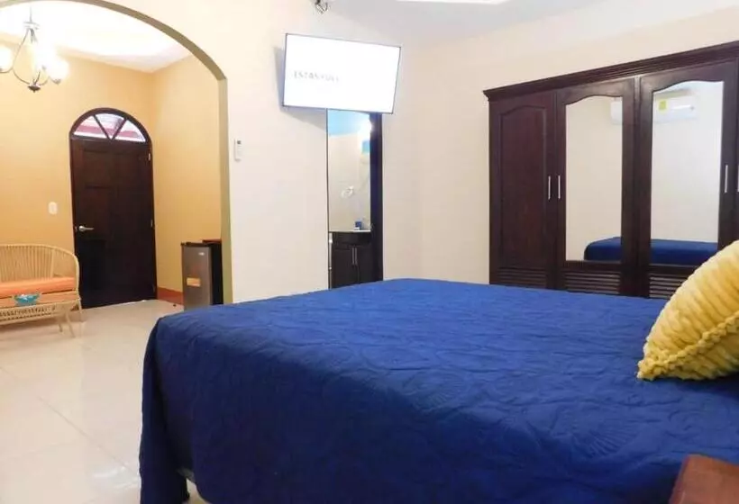 تختخواب و صبحانه Habitaciones Casa Lester