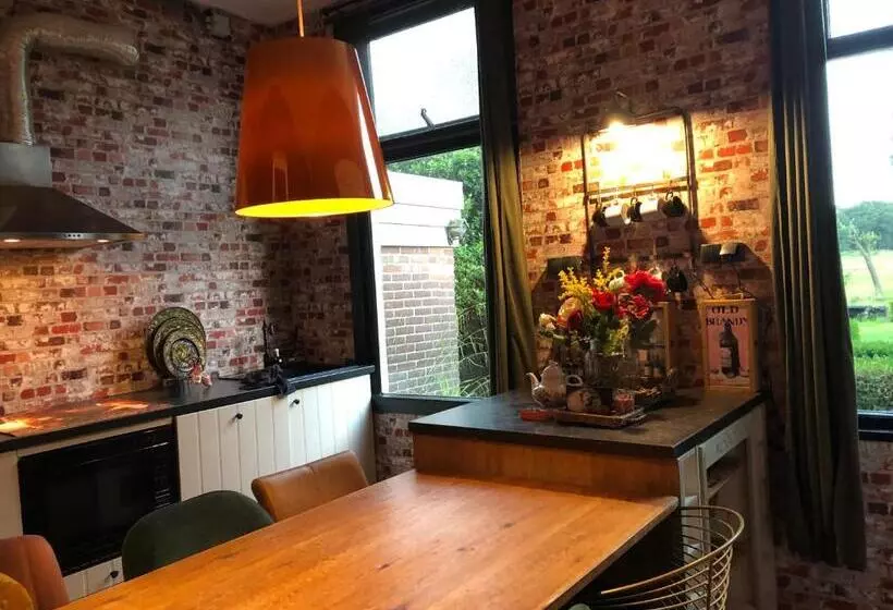 Aamiaismajoitus (B&B) Slapen Bij De Brug