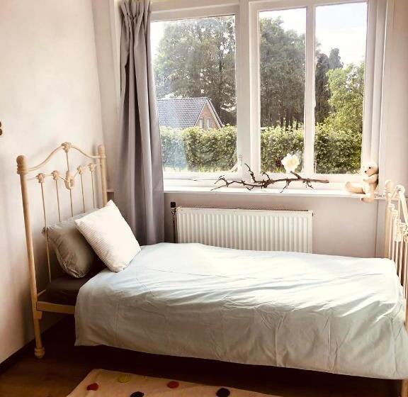 مبيت وإفطار Slapen Bij De Brug