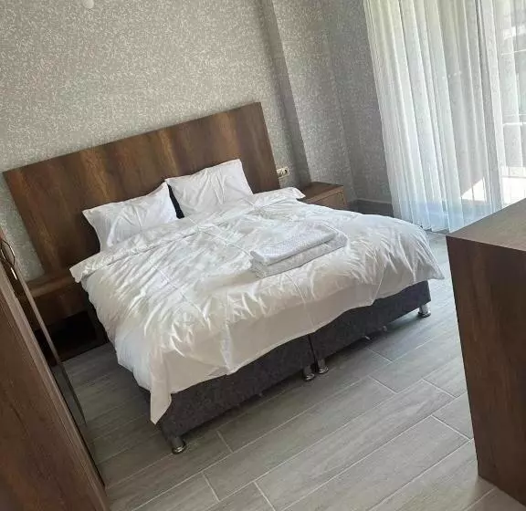 Ege Suit Otel