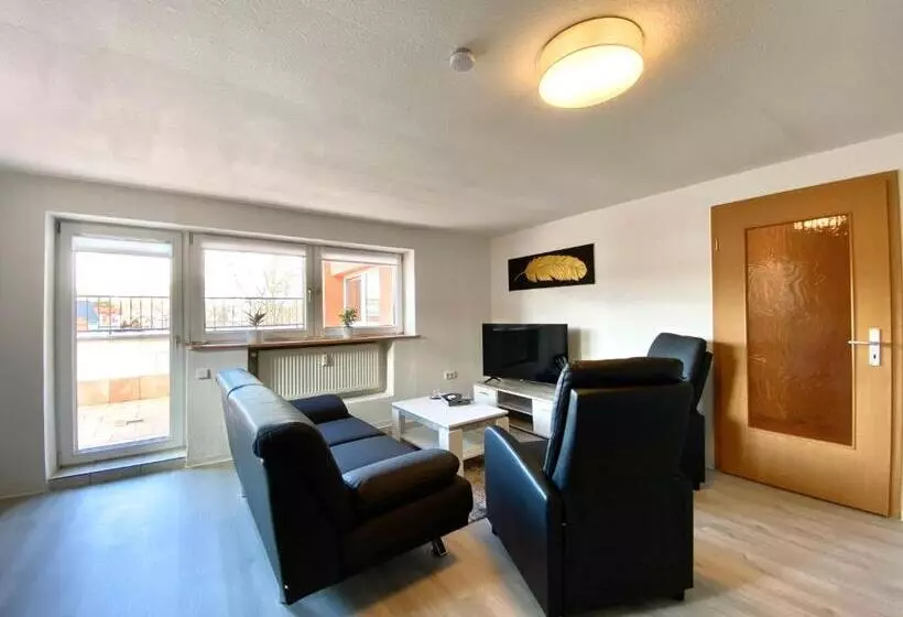 Gemütliche Unterkünfte Für Längeren Aufenthalt Und Monteure Inkl Balkon, Waschmaschine, Wifi, Küche