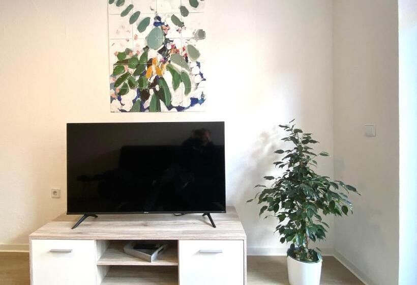 Gemütliche Unterkünfte Für Längeren Aufenthalt Und Monteure Inkl Balkon, Waschmaschine, Wifi, Küche