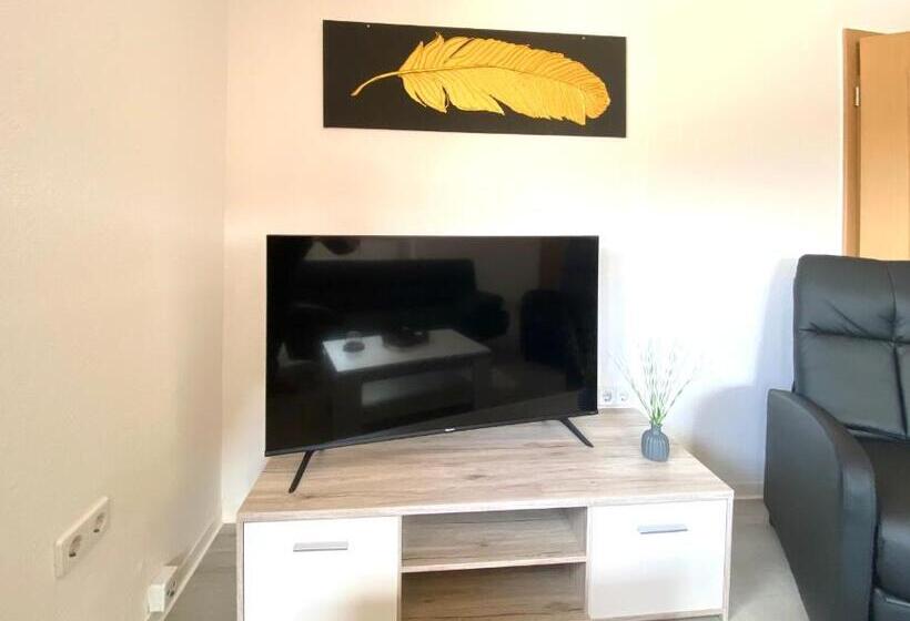 Gemütliche Unterkünfte Für Längeren Aufenthalt Und Monteure Inkl Balkon, Waschmaschine, Wifi, Küche