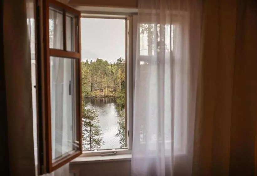 Hotelli Barken Lodge