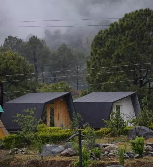 Hotelli Dhauladhar View Village Resort