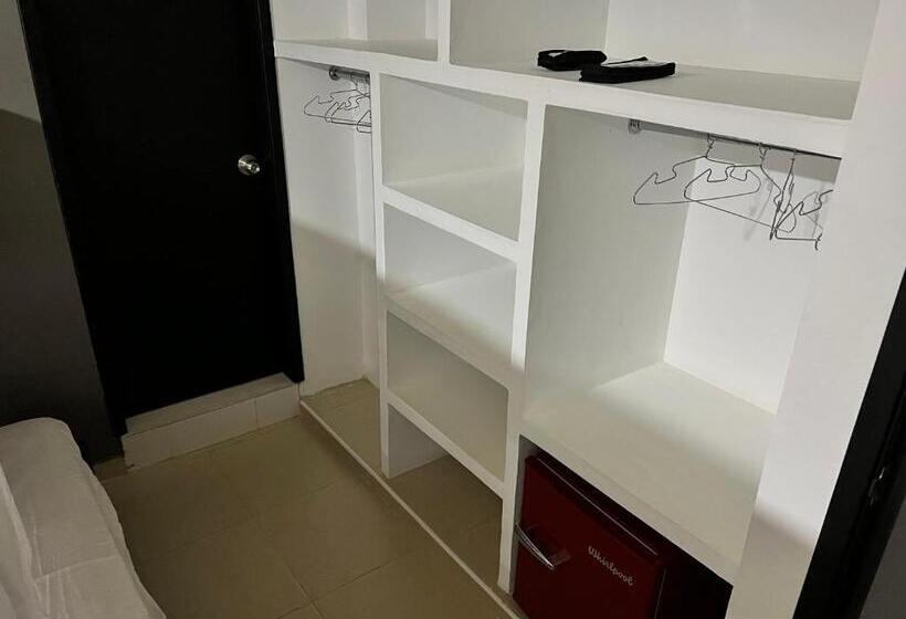 هتل Entre Parques