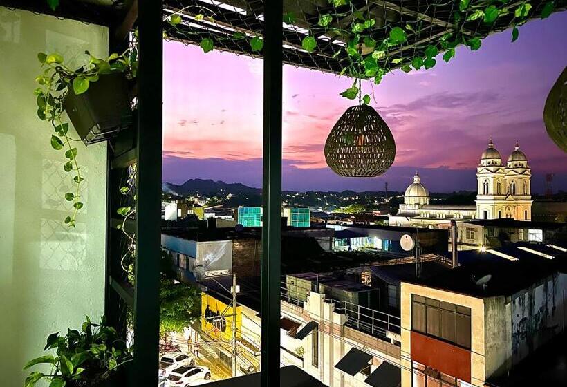 هتل Entre Parques