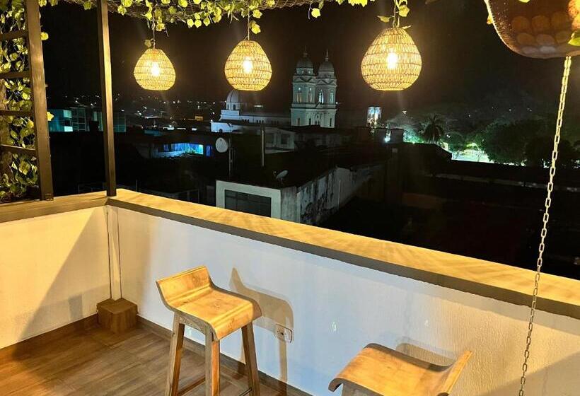 هتل Entre Parques