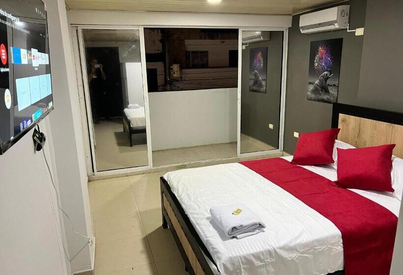 هتل Entre Parques