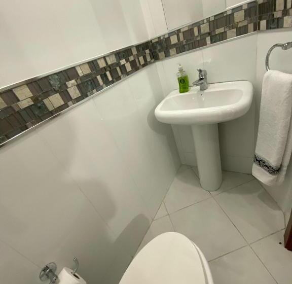 호텔 Habitacion Con Baño Compartido