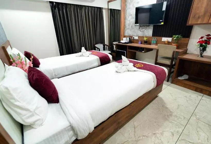 هتل The Autograph Inn