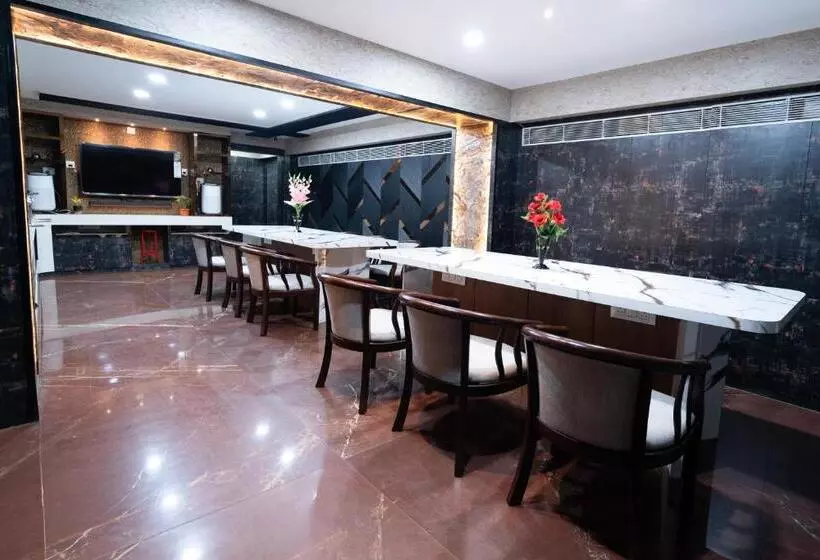 هتل The Autograph Inn