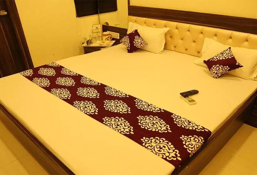 Kingsway Hotel And Restaurant Ajmer Dargah 350 Meter