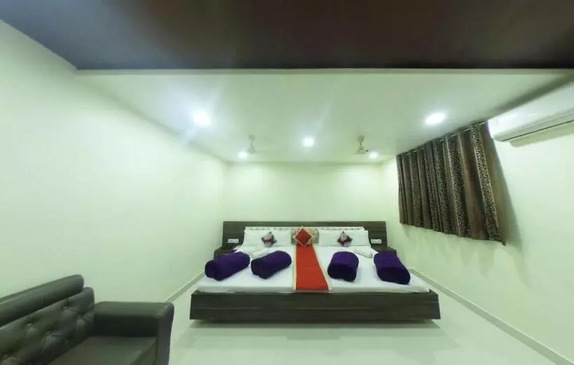 Kingsway Hotel And Restaurant Ajmer Dargah 350 Meter
