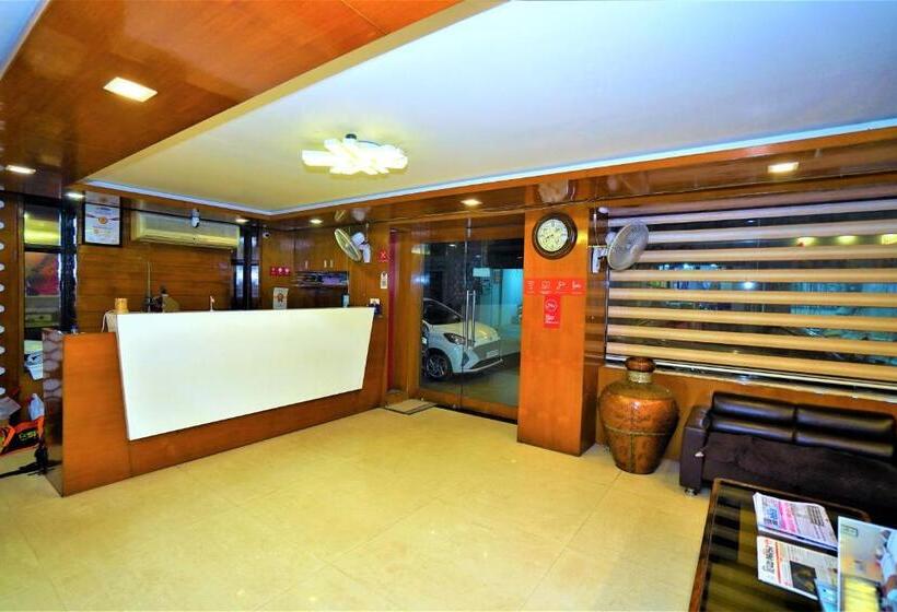 New Hotel Europa Inn