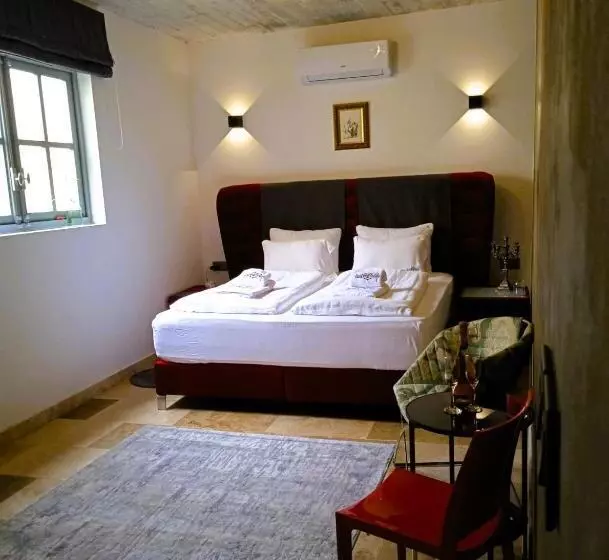 پانسیون Cittadella Suite