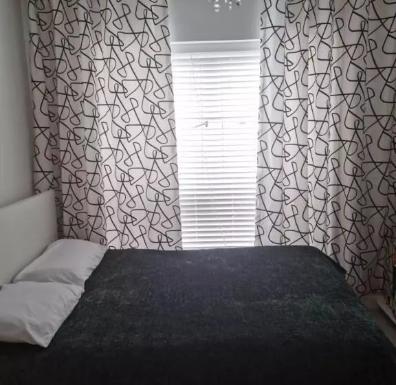 ペンション Large Room With Flat Tv Netflix