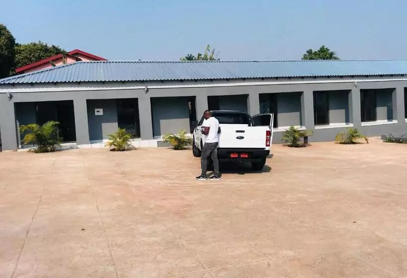 ペンション Lugogo Guesthouse