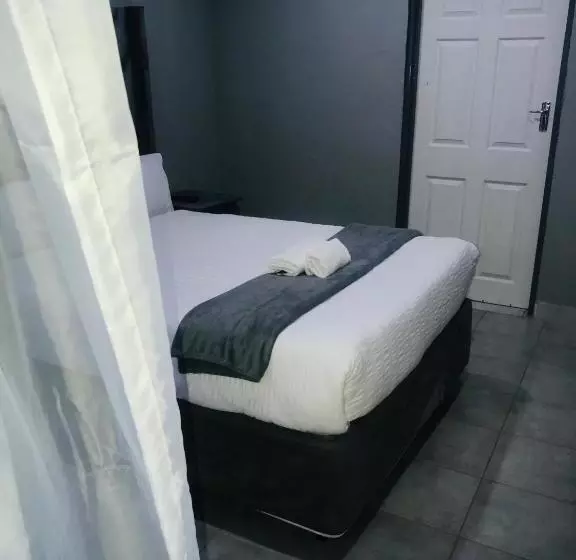 ペンション Lugogo Guesthouse