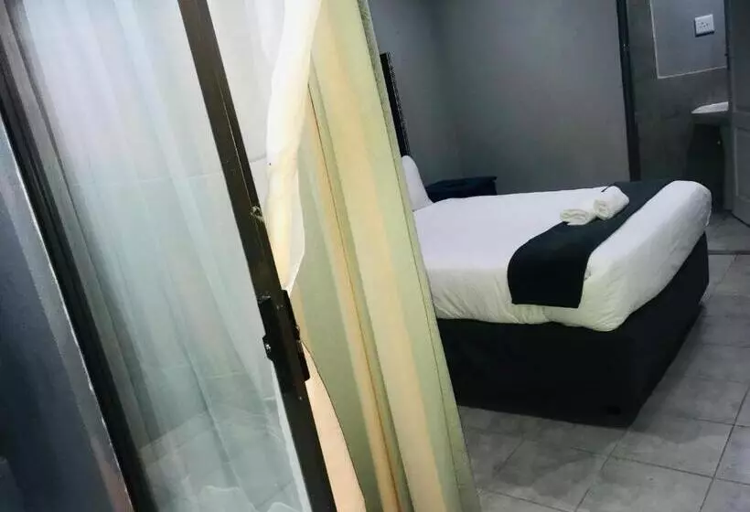 ペンション Lugogo Guesthouse