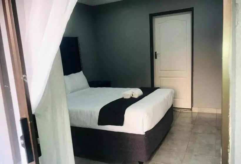 ペンション Lugogo Guesthouse