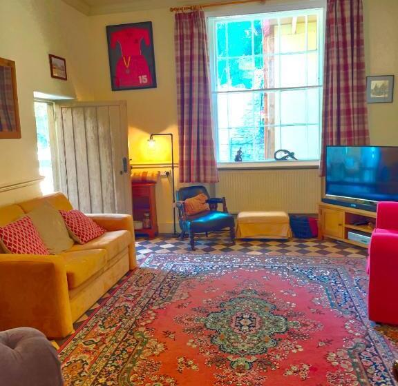 بنسيون Portland House