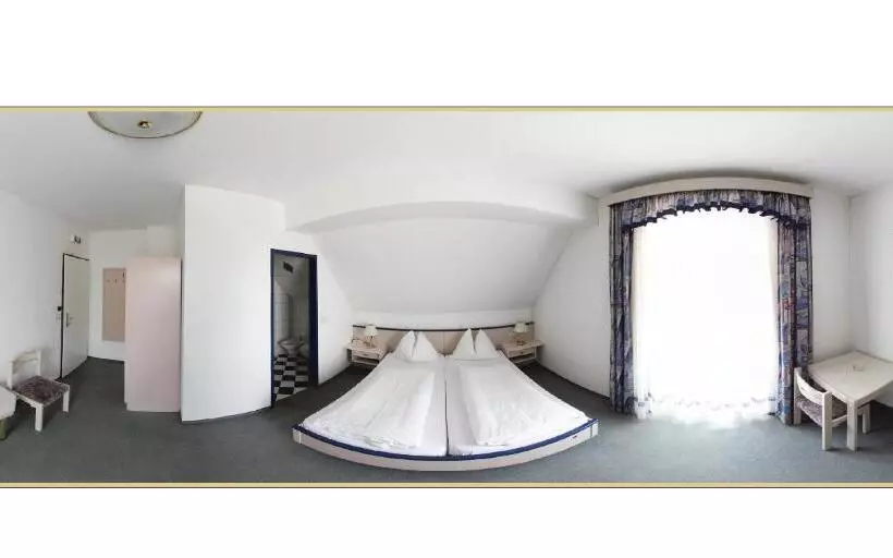 Retkeilymaja Gasthof & Buschenschank Windisch