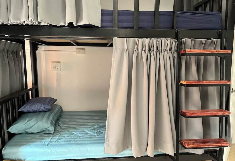 Alpha Hostel Cafe&bar