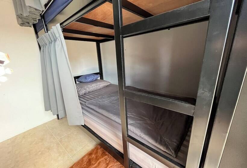 Alpha Hostel Cafe&bar