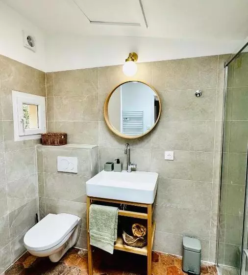 B&b Les Têtes De Mules   Adults Only