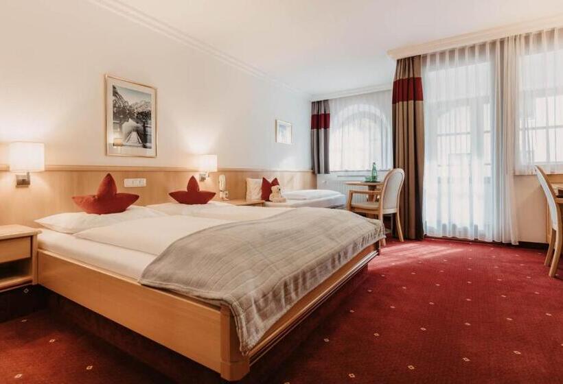 Heart Hotel Himmelberg