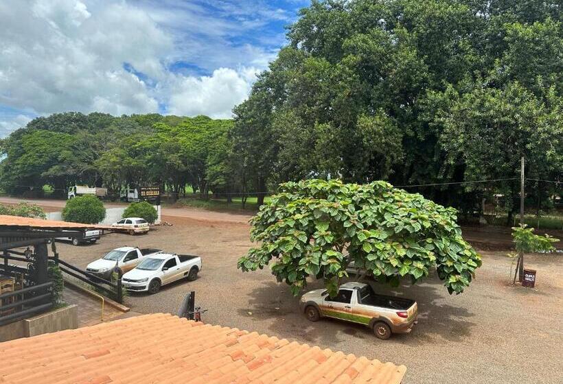 هتل E Restaurante Na Chácara